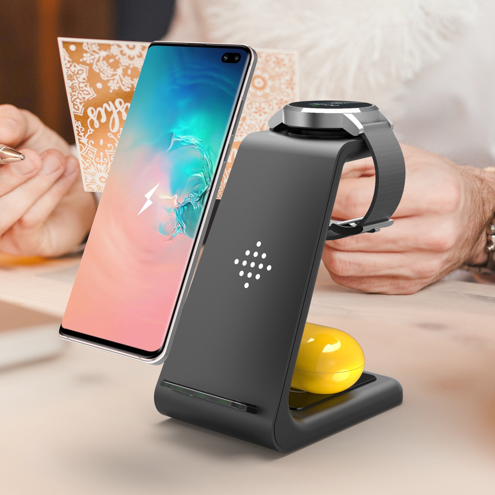 Forge™ 3 In 1 Fast Charging Wireless Station
