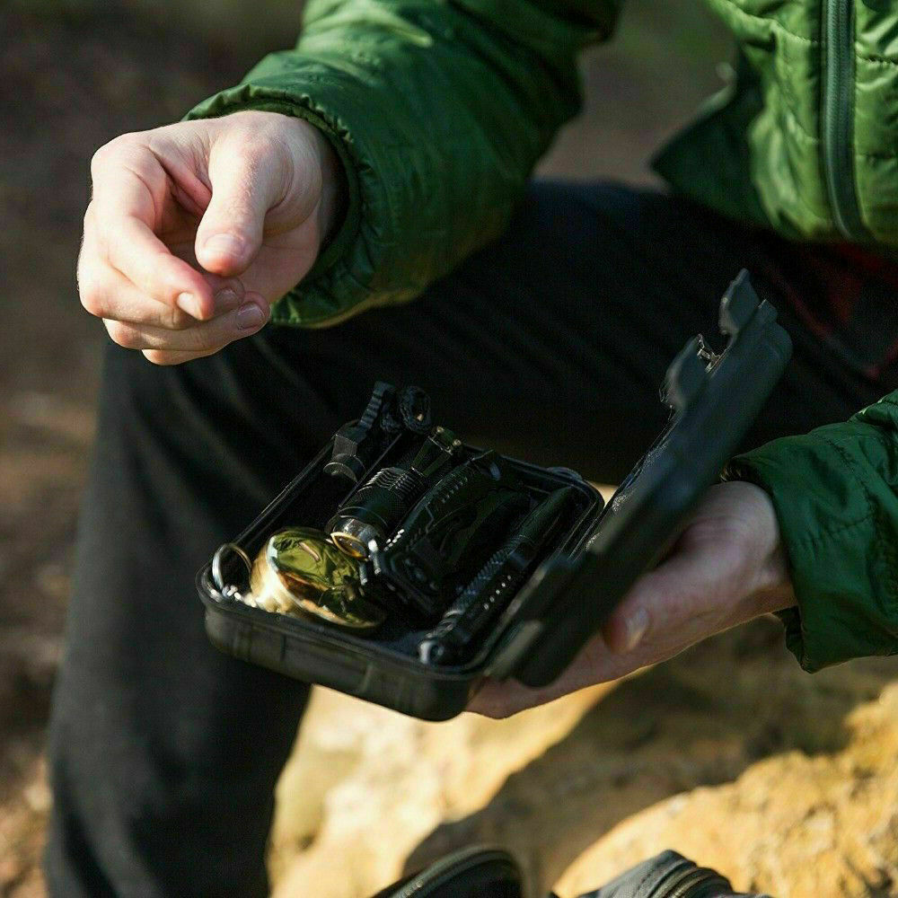 Shadow Ops™ Gear  Emergency Survival Set